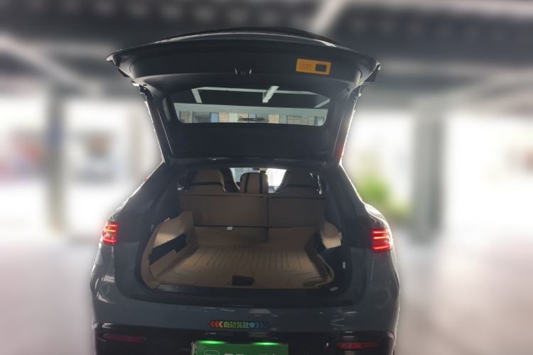 Used Hima Luxeed R7 2024 All-Electric 736 km Ultra Trunk