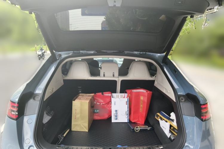Used Hima Luxeed R7 2024 All-Electric 736 km Ultra Trunk