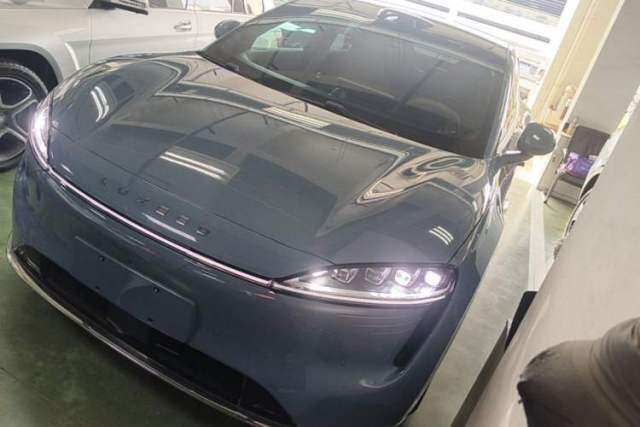 Used Hima Luxeed R7 2024 All-Electric 667 km Max