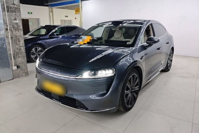 Used Hima Luxeed R7 2024 All-Electric 667 km Max