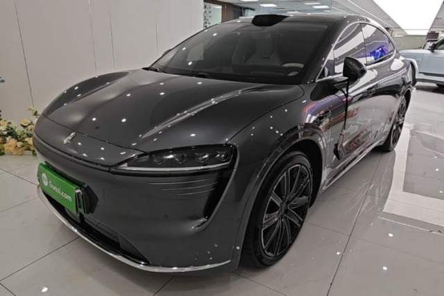 Used Hima Luxeed R7 2024 All-Electric 802 km Max