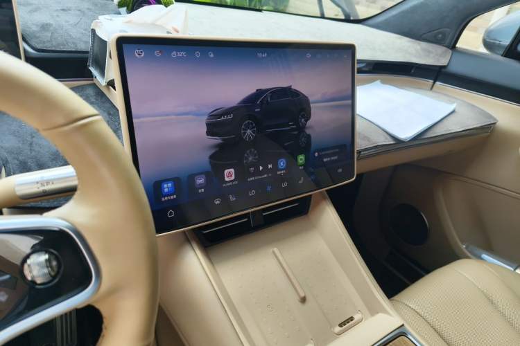 Used Hima Luxeed R7 2024 All-Electric 802 km Max Audio And AC Panel