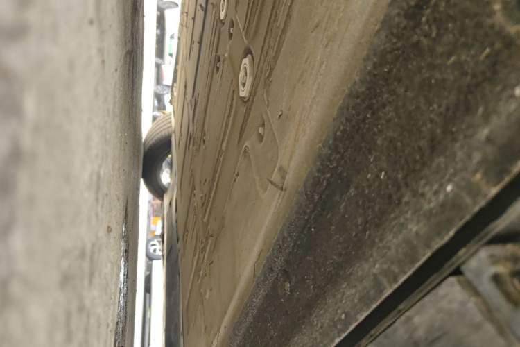 Used Hima Luxeed R7 2024 All-Electric 802 km Max Chassis Front Right