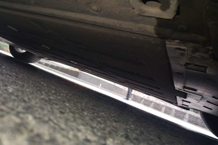 Used Hima Luxeed R7 2024 All-Electric 802 km Max Chassis Front Right