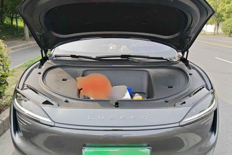 Used Hima Luxeed R7 2024 All-Electric 802 km Max Engine Bay