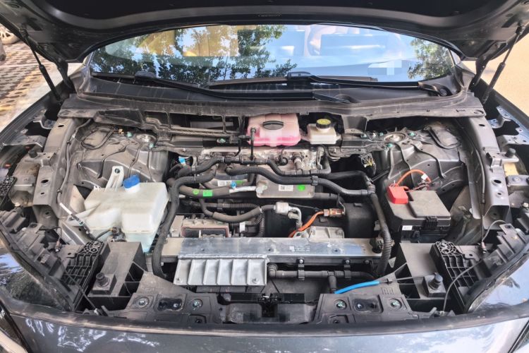Used Hima Luxeed R7 2024 All-Electric 736 km Ultra Engine Bay