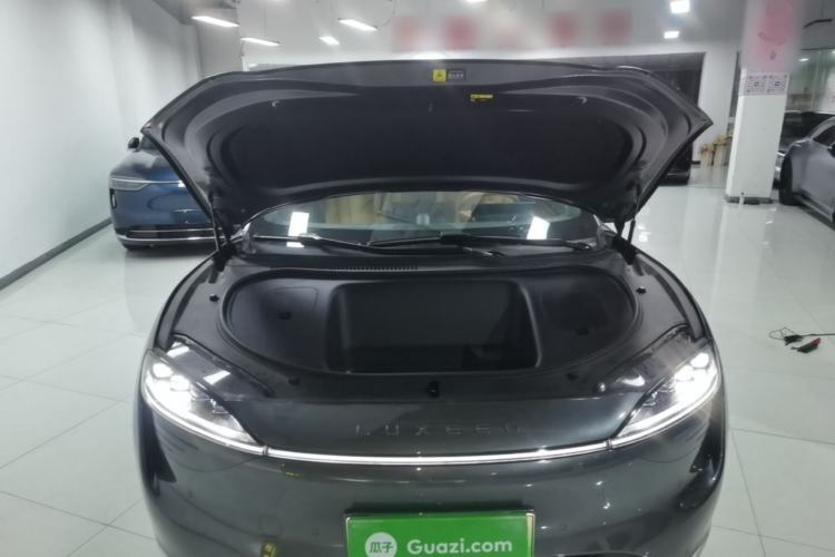 Used Hima Luxeed R7 2024 All-Electric 802 km Max Engine Bay