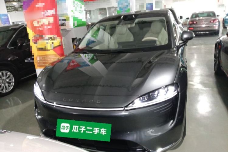 Used Hima Luxeed R7 2024 All-Electric 802 km Max Exterior 1