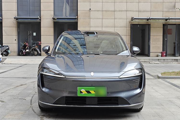Used Hima Luxeed R7 2024 All-Electric 802 km Max Exterior 1