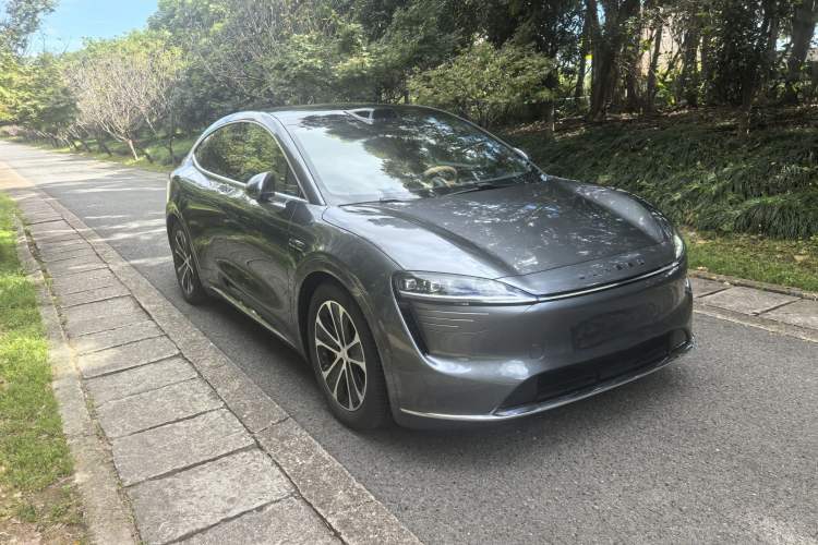 Used Hima Luxeed R7 2024 All-Electric 736 km Ultra Exterior 2