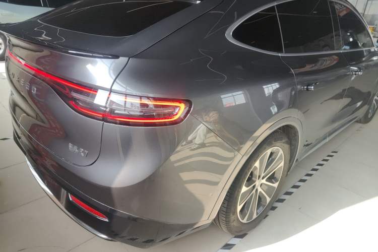 Used Hima Luxeed R7 2024 All-Electric 802 km Max Exterior 2