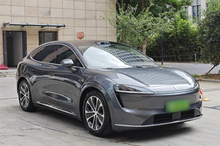 Used Hima Luxeed R7 2024 All-Electric 802 km Max Exterior 3