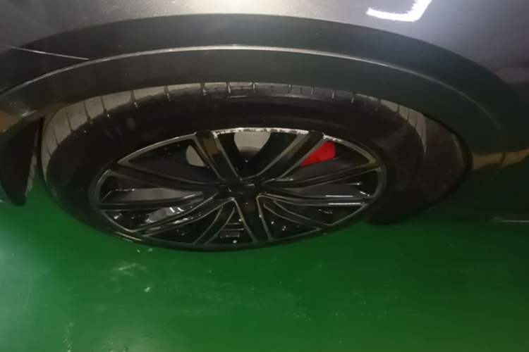 Used Hima Luxeed R7 2024 All-Electric 736 km Ultra Exterior 4
