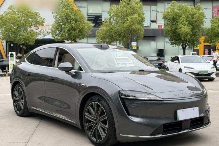 Used Hima Luxeed R7 2024 All-Electric 802 km Max Exterior 5