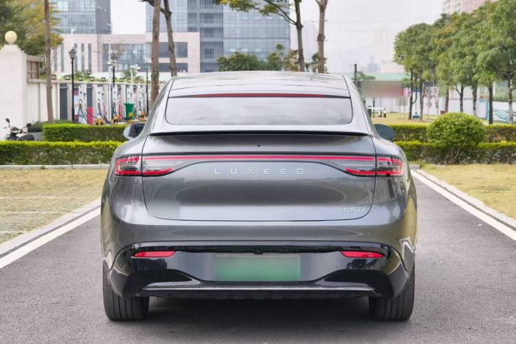 Used Hima Luxeed R7 2024 All-Electric 667 km Max Exterior 7