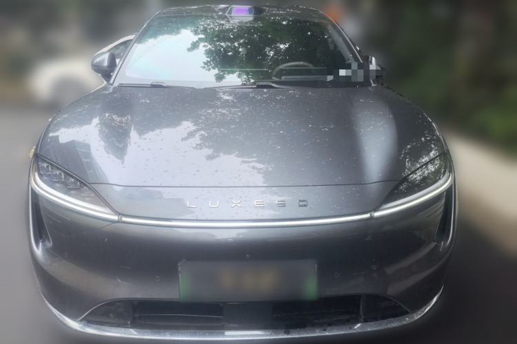 Used Hima Luxeed R7 2024 All-Electric 736 km Ultra Front