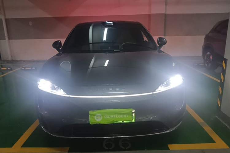 Used Hima Luxeed R7 2024 All-Electric 736 km Ultra Front