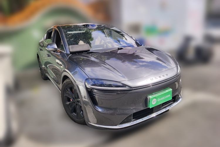 Used Hima Luxeed R7 2024 All-Electric 802 km Max Front Right 45 Deg