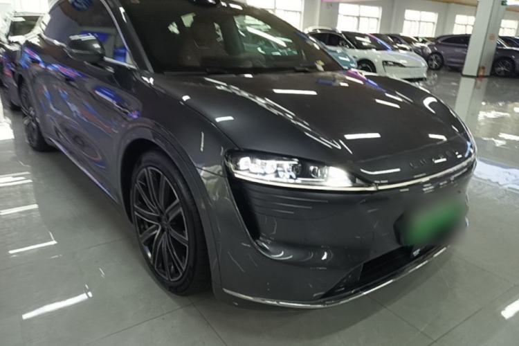 Used Hima Luxeed R7 2024 All-Electric 667 km Max Front Right 45 Deg