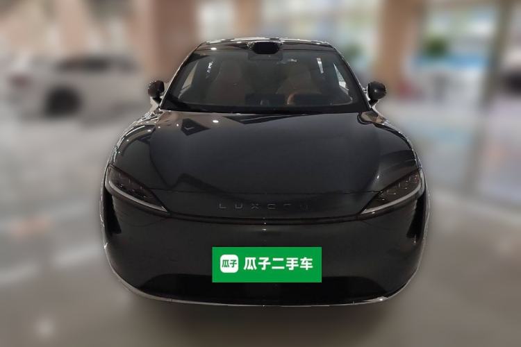 Used Hima Luxeed R7 2024 All-Electric 736 km Ultra Front