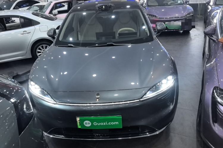Used Hima Luxeed R7 2024 All-Electric 802 km Max Front