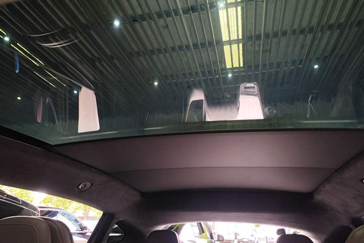 Used Hima Luxeed R7 2024 All-Electric 736 km Ultra Headliner