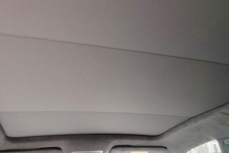 Used Hima Luxeed R7 2024 All-Electric 802 km Max Headliner