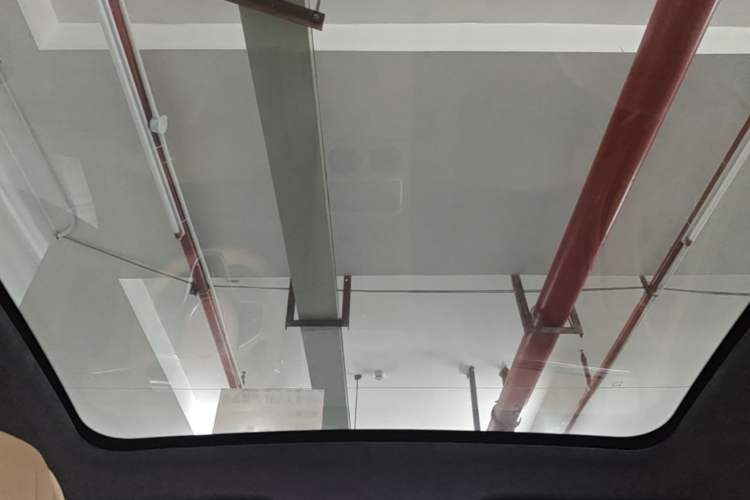 Used Hima Luxeed R7 2024 All-Electric 802 km Max Headliner