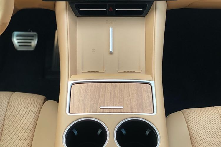 Used Hima Luxeed R7 2024 All-Electric 736 km Ultra Interior 9
