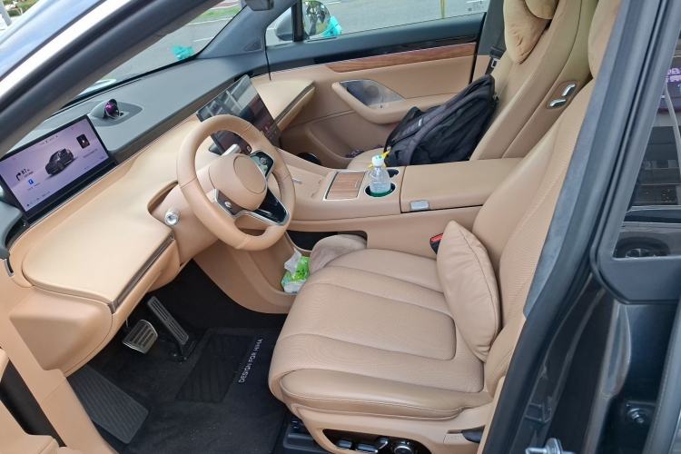 Used Hima Luxeed R7 2024 All-Electric 667 km Max Left Front Seat