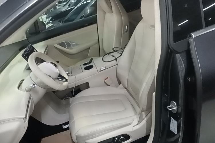 Used Hima Luxeed R7 2024 All-Electric 667 km Max Left Front Seat