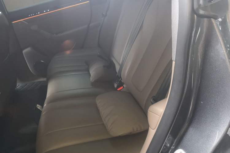 Used Hima Luxeed R7 2024 All-Electric 736 km Ultra Left Rear Seat
