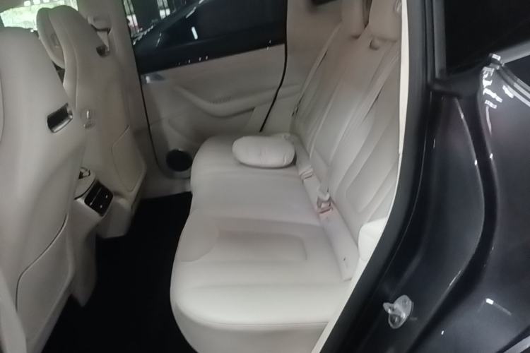 Used Hima Luxeed R7 2024 All-Electric 667 km Max Left Rear Seat