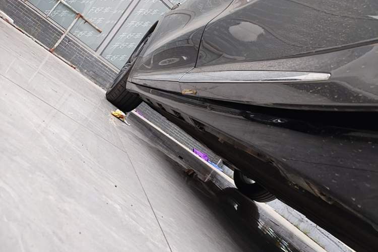 Used Hima Luxeed R7 2024 All-Electric 802 km Max Left Side Sill
