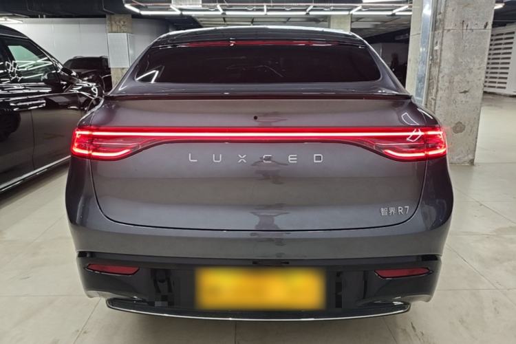 Used Hima Luxeed R7 2024 All-Electric 667 km Max Rear