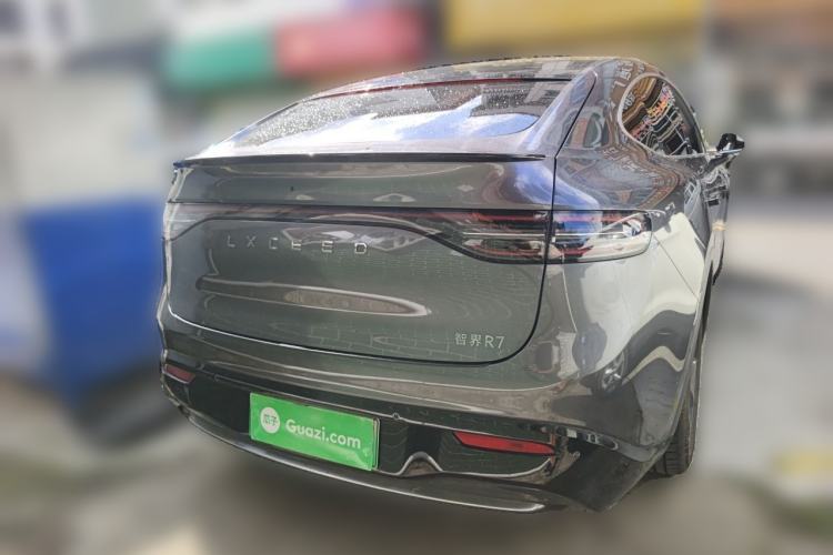 Used Hima Luxeed R7 2024 All-Electric 802 km Max Rear