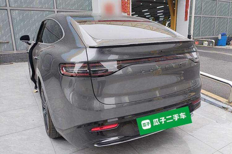 Used Hima Luxeed R7 2024 All-Electric 802 km Max Rear Left 45 Deg