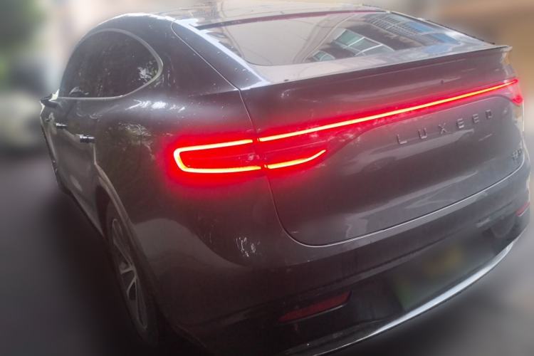 Used Hima Luxeed R7 2024 All-Electric 736 km Ultra Rear Left 45 Deg