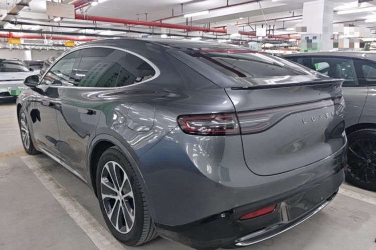Used Hima Luxeed R7 2024 All-Electric 802 km Max Rear Left 45 Deg