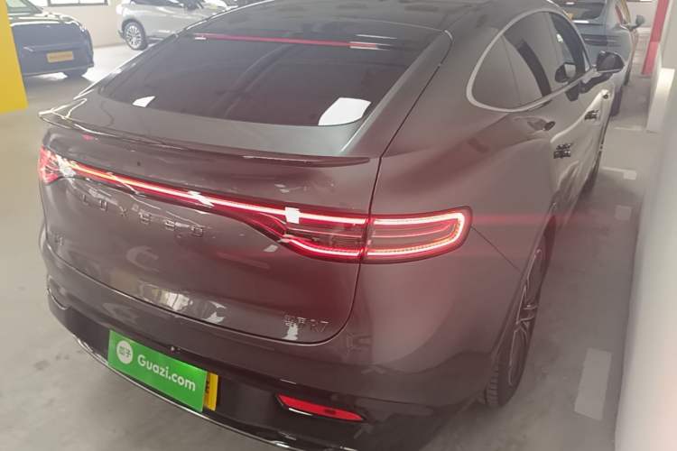 Used Hima Luxeed R7 2024 All-Electric 802 km Max Rear Right 45 Deg