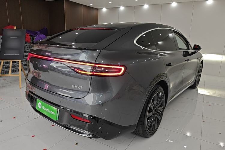 Used Hima Luxeed R7 2024 All-Electric 802 km Max Rear Right 45 Deg