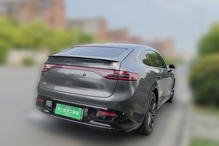 Used Hima Luxeed R7 2024 All-Electric 802 km Max Rear Right 45 Deg