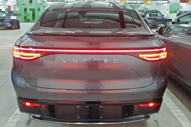 Used Hima Luxeed R7 2024 All-Electric 802 km Max Rear