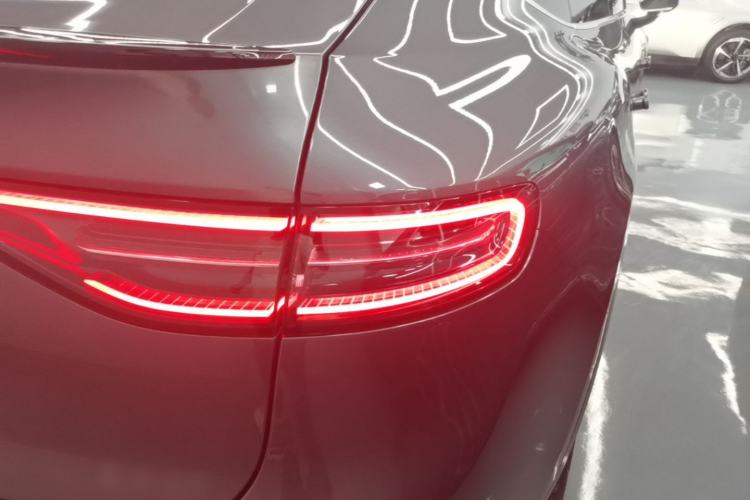 Used Hima Luxeed R7 2024 All-Electric 736 km Ultra Right Rear Taillight