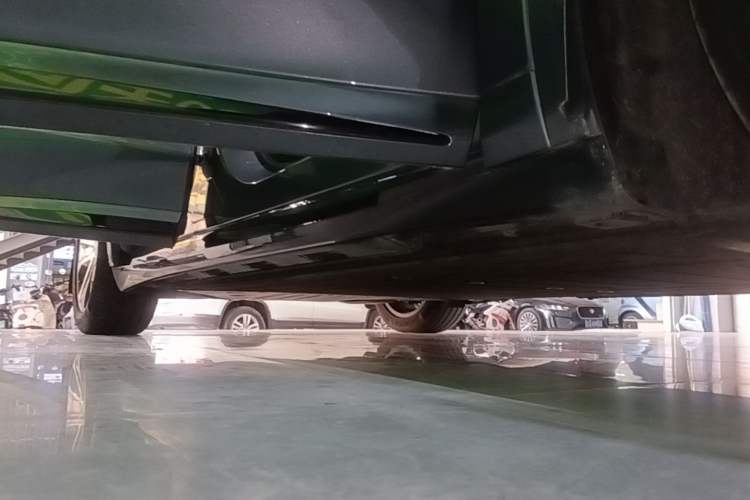 Used Hima Luxeed R7 2024 Pure Electric 667km Pro Right Side Sill