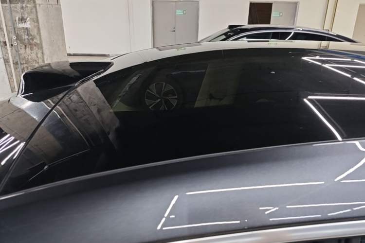 Used Hima Luxeed R7 2024 All-Electric 667 km Max Roof