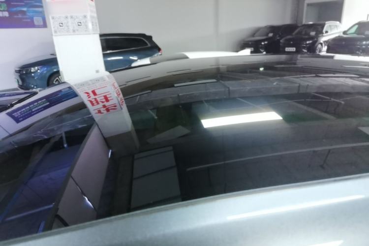 Used Hima Luxeed R7 2024 All-Electric 802 km Max Roof