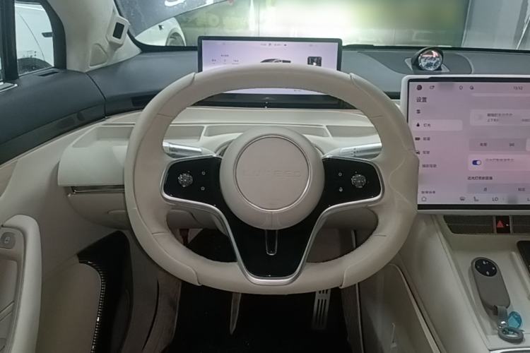Used Hima Luxeed R7 2024 Pure Electric 667km Pro Steering Wheel