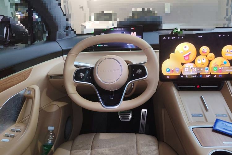 Used Hima Luxeed R7 2024 All-Electric 667 km Max Steering Wheel