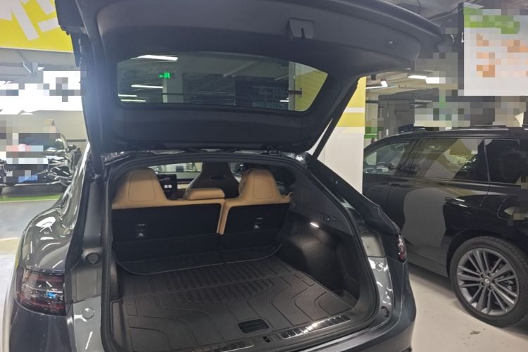 Used Hima Luxeed R7 2024 Pure Electric 667km Pro Trunk